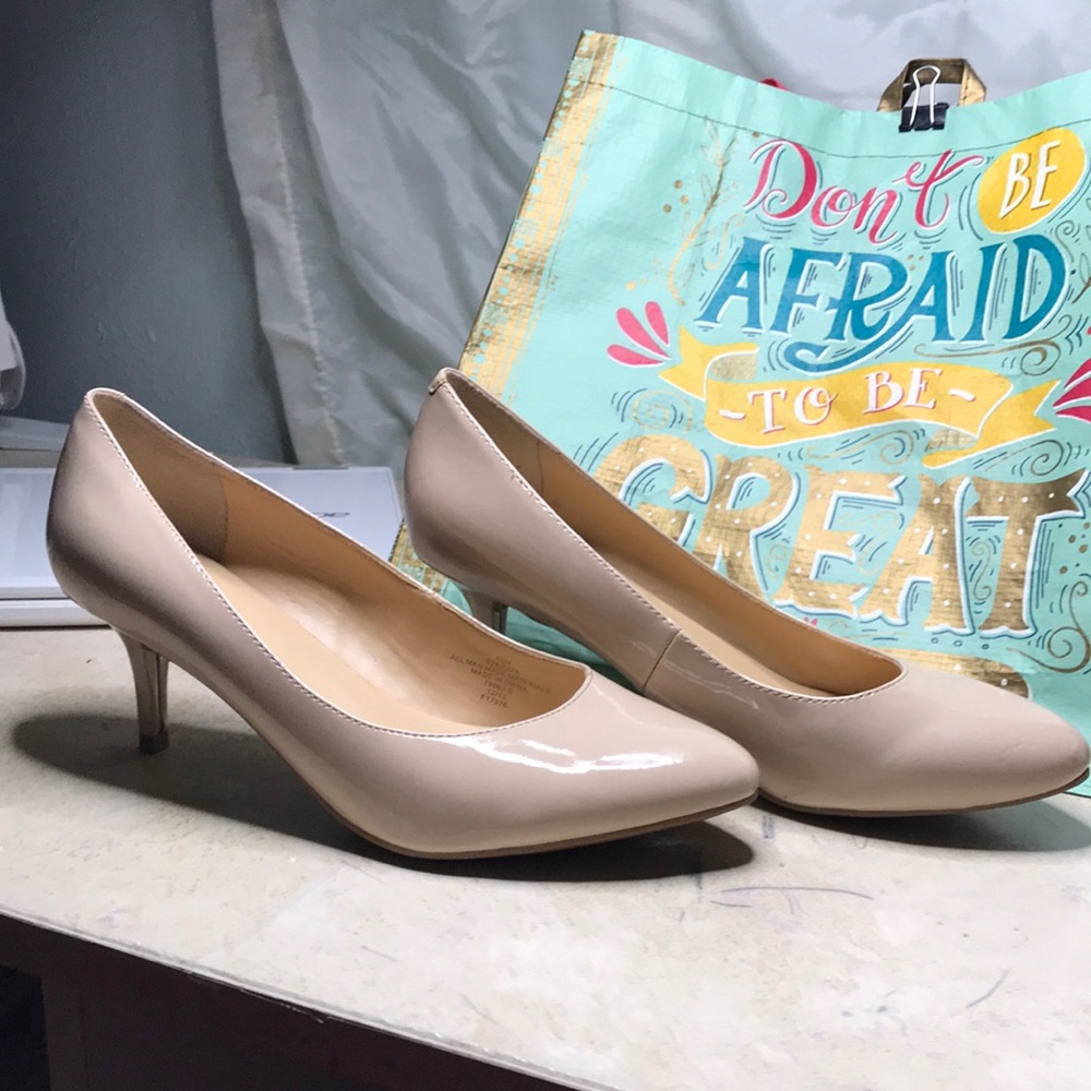 LIZ CLAIBORNE SHOES